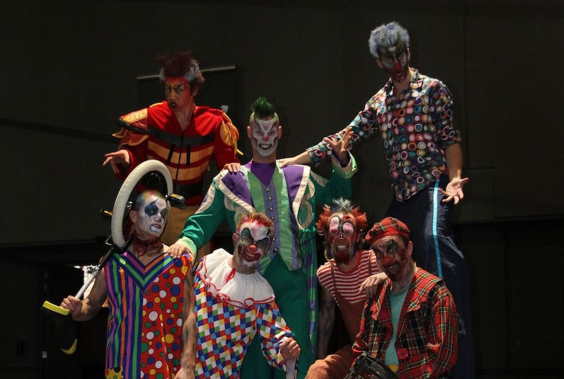 Halloween Freaky Clowns groep klein