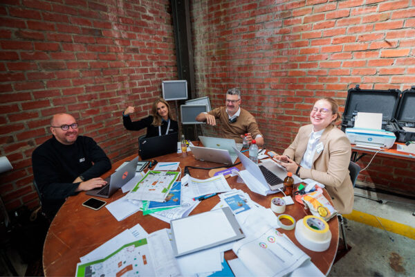 Team work backoffice